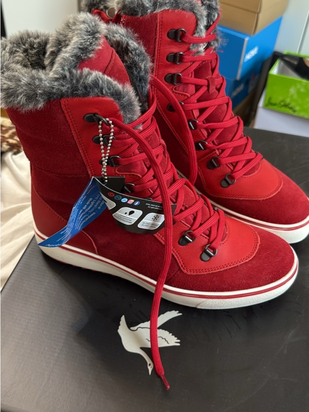 Santana Canada Red Faux-Fur Lined Lace-Up Winter Boots